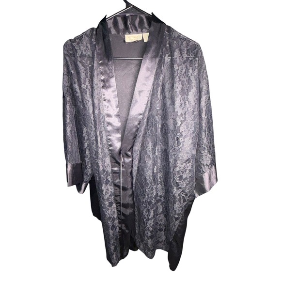 Victoria's Secret Other - Vintage Victorias Secret Gold Label Black Lace Robe‎ Kimono Satin Trim One Size